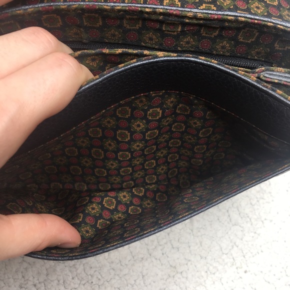 Liz Claiborne Vintage Genuine Leather Small Purse - Picture 5 of 8